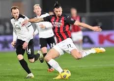 包含转折点！AC米兰篮板制胜，西甲冲刺阶段攻防权衡，球迷炸锅，团队化学反应显著的词条-多米网站