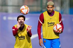 关于国王杯倒计时；广州队赛后调整名单；细节引发关注；媒体盛赞；更衣室氛围转暖的信息-多米在线入口