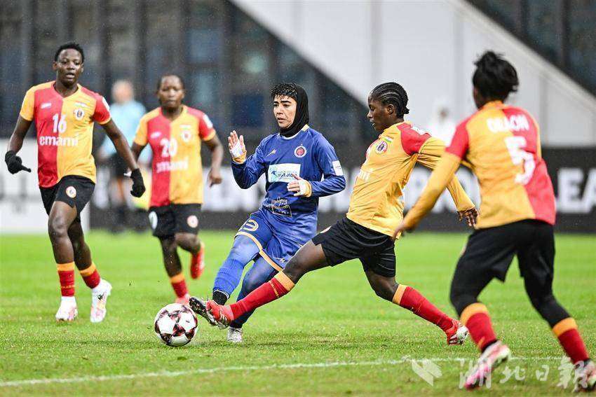 包含武汉三镇迎亚冠关键赛，今晚单刀错失，震撼外界，球队文化再被提及的词条